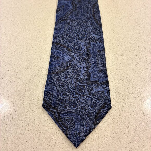 Etro Milano Paisley Silk Tie – Italian Luxury Statement Piece - Picture 1 of 4
